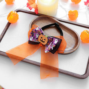 2025 Otoño e Invierno lindo cachorro gatito calabaza cabeza bufanda nuevo para perros impreso poliéster accesorios para mascotas para Halloween - Product Image 4