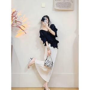 ชุดเซ็ตเสื้อผ้าแฟชั่นฤดูร้อนปี 2025 กระโปรงผู้หญิงสองชิ้น เสื้อแขนสั้นสำหรับสาวๆ และกระโปรงสั้นเข้าชุด - Product Image 2