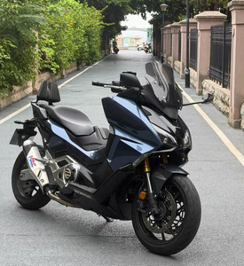 Utilisé pour la BMW C650sport 2018. Équipé d'un moteur de 647 cm³. Vente en gros de modèles de scooters d'<span class=keywords><strong>occasion</strong></span> de haute qualité - Product Image 6
