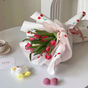 Papier d'emballage pour fleuriste de luxe, 58*58cm, motif cerise et fraise imprimé, imperméable, pour fleurs fraîches - Product Image 6