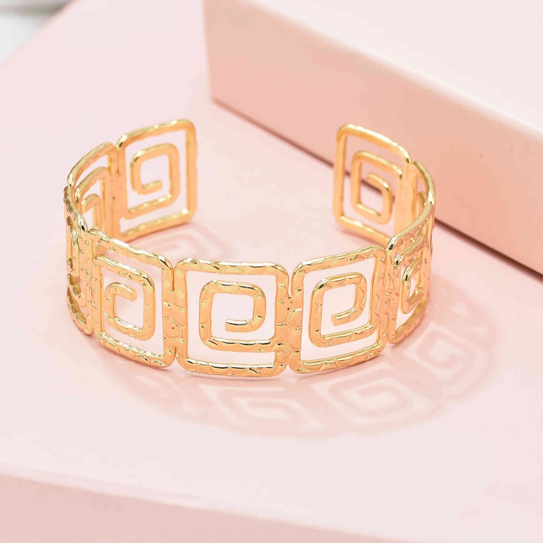 Bracciale Rigido Vintage Oro Con Pietra Lavica | Design Irregolare Boho | Lunghezza Regolabile 6,1 Cm | Gioiello Donna Per Ogni Occasione