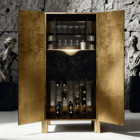 Armoire à vin en bois massif de conception créative personnalisée haut de gamme, armoire de rangement en métal pour villa et