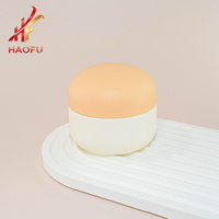 Pot en plastique PP écologique de 50 g avec couvercle à vis et cuillère personnalisée pour crème pour le visage, crème pour les yeux, soins de la peau, emballage cosmétique (couleur personnalisée)