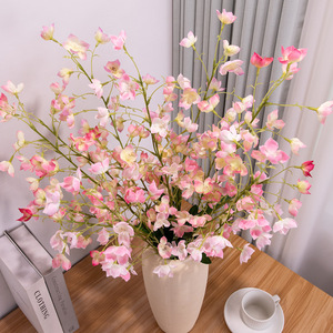 Bouquet de fleurs artificielles Gardenia et Muguet en soie pour décoration intérieure et accessoires de mariage - Product Image 2