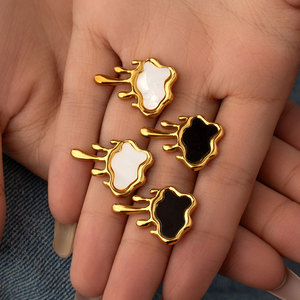 Pendientes de Moda Hipoalergénicos, Elegantes y Únicos, Chapados en Oro de 14k y 18k, de Acero Inoxidable 316L, con Diseño de Nube, para Mujer - Product Image 1