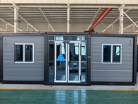 Maison conteneur modulaire extensible à hauteur surélevée personnalisée, hauteur intérieure de 2,4 m, toit plat, maison portable
