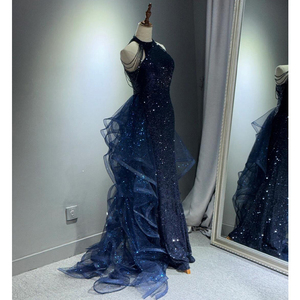 Vestido de Novia Borgoña con Lentejuelas, Cuello Halter, Largo hasta el Suelo, Corte en A, con Malla Superpuesta, para Fiesta Formal o Banquete - Product Image 5
