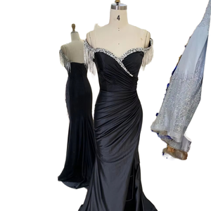 Nouvelle Robe de Soirée et de Bal Élégante en Satin Argenté à Paillettes et Pompons, Coupe A-Line Longue, Épaules Dénudées, avec Soutien-Gorge Intégré, Collection 2025 - Product Image 1
