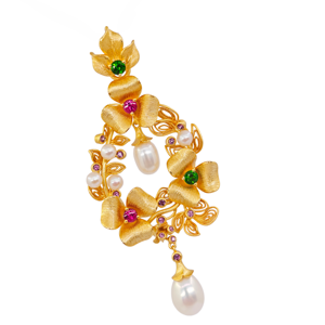 UM Jewelry's Modern 925 Silver Zircon Flower Shape Pendant 18K Gold Plated Unisex Daily Wear Wedding Anniversary <b>Gift</b> - Product Image 3