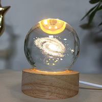 3D Boule de Cristal Lumineuse LED Veilleuse Système Solaire Planète Décor Chambre Table Bureau En Bois En Gros Cadeau De Noël