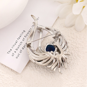 European Style Peacock Brooch <b>Crystal</b> Rhinestone Alloy Women's Party Accessory - Product Image 3