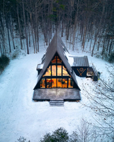 Maison modulaire triangulaire Kit à faible coût Maison d'hôtel en bois avec conception à cadre en A pour conteneur rural Living & Bedrooms