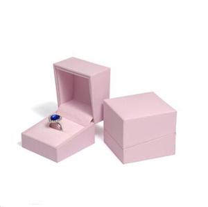 Exquisita Caja de Joyería Rosa para Anillos, Colores y Logotipos Personalizables, Mini Caja de Joyería con Tapa Abatible, Caja de Joyería de Plástico - Product Image 2