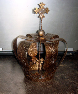 Metal Crown Home Decor for Decoration Use - Product Image 2