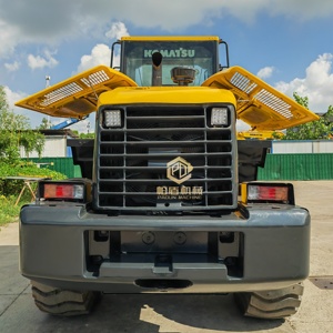 Cargadora de Ruedas Usada Komatsu WA320, 4 Toneladas, Diésel, Cargadora Frontal Amarilla, Equipo de Construcción - Product Image 5