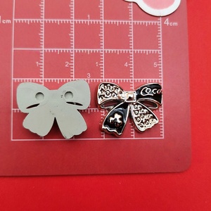 Mini adornos <span class=keywords><strong>de</strong></span> resina planos con forma <span class=keywords><strong>de</strong></span> fresa y mariposa para manualidades, decoraciones con pegamento cremoso, accesorios para dijes <span class=keywords><strong>de</strong></span> <span class=keywords><strong>teléfono</strong></span>. - Product Image 3