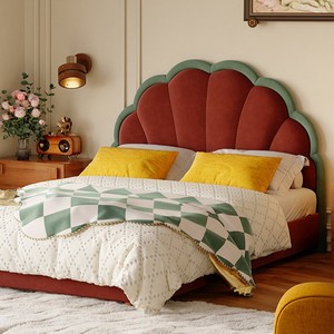 Letto per Bambine in Stile Retrò Francese con Design a Petali Rossi, Letto Singolo in Tessuto per Camere di Piccoli Appartamenti - Product Image 4