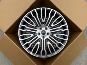 Moyeux de roue de voiture en différentes couleurs, y compris gris, blanc et noir, adaptés aux moyeux de roue de véhicules de luxe - Product Image 1