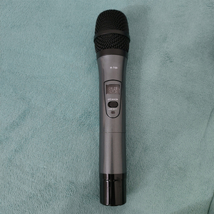 Premium for DH769 UHF <b>Wireless</b> Dynamic <b>Microphone</b> Kit for Stage Show Wedding Emceeing and Home KTV Entertainment - Product Image 2
