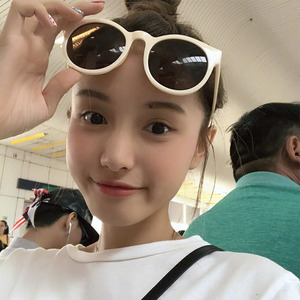 Nouvelles lunettes de soleil rondes rétro pour femmes, style tendance, pas chères, colorées, vintage - Product Image 6