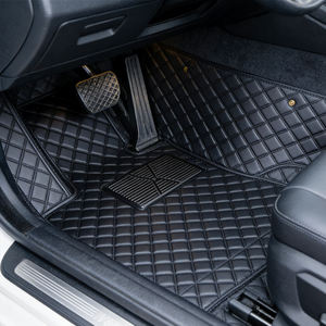 Nouveaux tapis de sol de voiture haut de gamme toutes saisons, accessoires intérieurs de voiture personnalisés, tapis de sol de luxe en cuir 5D 7D cousus à la main - Product Image 2