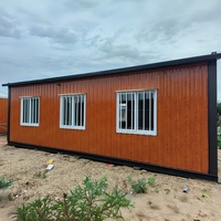 Maison modulaire en conteneur moderne, aspect bois, ignifuge, écologique, panneaux sandwich en acier, construction rapide, conception préfabriquée en kit