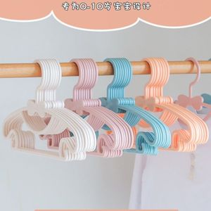 All'ingrosso appendiabiti in plastica per bambini per uso quotidiano su cappotti per abiti e bagni - Product Image 2