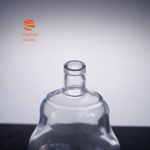 Bouteille en verre unique en forme de <span class=keywords><strong>poire</strong></span> de 700 ml, adaptée au brandy, à la <span class=keywords><strong>vodka</strong></span> et au whisky, pour les spiritueux haut de gamme - Product Image 3