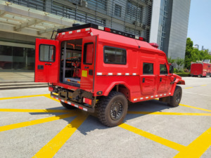 Xe cứu hộ và ứng phó khẩn cấp Đông Phong Mạnh Thích - Product Image 3