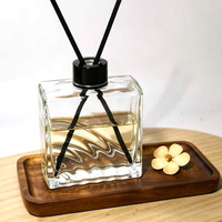 Diffuseur en verre carré transparent avec texture ondulée, récipient de parfum rechargeable pour la décoration aromatique de table