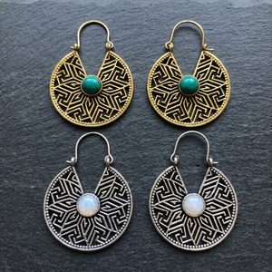 Pendientes de aro de turquesa con diamantes nuevos Vintage indios, regalo de boda de piedra lunar geométrica Bohemia para mujeres, compromiso de latón hecho principalmente - Product Image 1