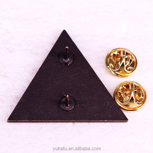 <span class=keywords><strong>Zelda</strong></span> Triangle Power Broche <span class=keywords><strong>Adventure</strong></span> Game Badge - Product Image 3