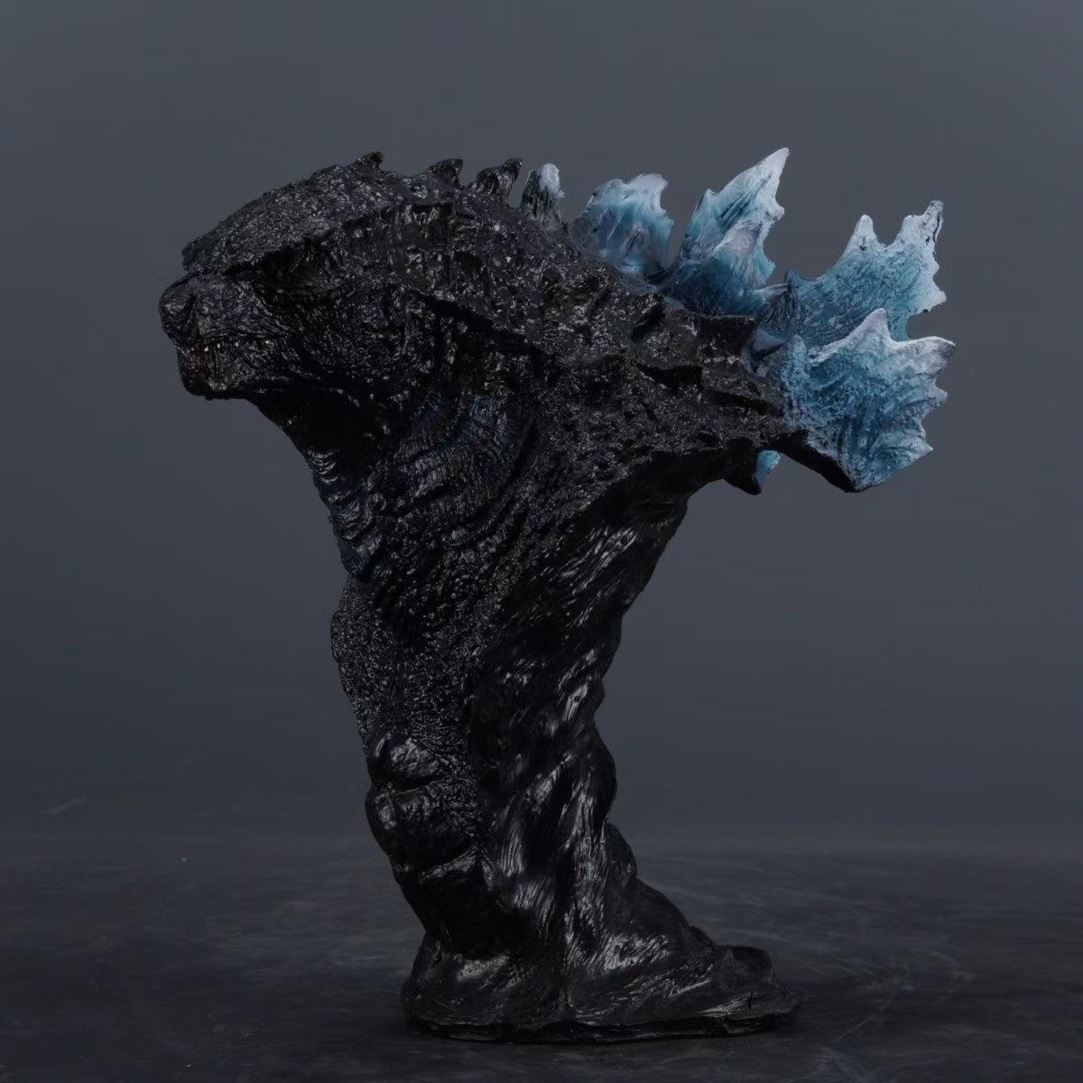 Le buste de Godzilla a un dos bleu