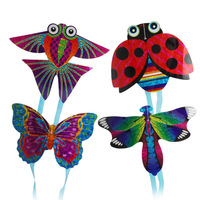 Mini cerf-volant en mylar de taille de paume Micro Flight, styles d'insectes et d'avions au choix