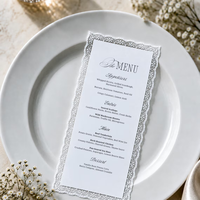Carte d'invitation personnalisée écologique 5x7 pouces avec menu en dentelle, papier estampé or de luxe, enveloppe, carte de mariage au design unique