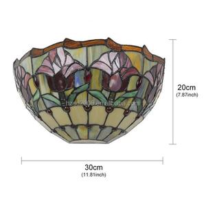 Lampe murale de style Tiffany de 12 pouces, design tulipe, source de lumière LED, pour chambre à coucher, salle à manger, petites tailles - Product Image 5