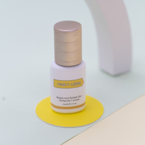 Colle pour extensions de cils Pinky Leem Latex 1 seconde imperméable faible humidité parfum banane colle forte pour extensions de cils Corée - Product Image 2