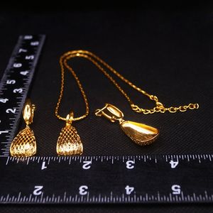 Ensemble <span class=keywords><strong>de</strong></span> <span class=keywords><strong>bijoux</strong></span> <span class=keywords><strong>de</strong></span> mariage pour femmes en Arabie Saoudite, collier et bagues en or 18 carats, design <span class=keywords><strong>de</strong></span> petite chaîne, <span class=keywords><strong>marque</strong></span> Yuliali, vente en gros - Product Image 5