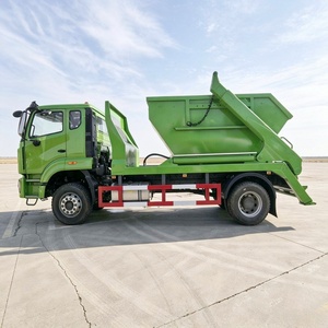 Camión de Basura HOWO 4x2 12CMB con Brazo Oscilante Desmontable y Contenedores de Carga, Nuevo, Diésel Euro 2, Solución para Residuos Comunitarios - Product Image 3
