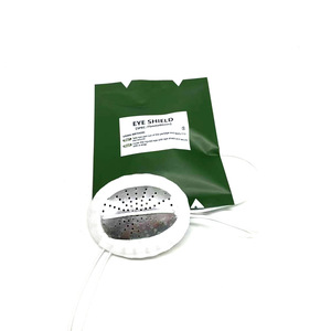 Protector ocular médico de plástico rígido sin marco de 75 mm x 60 mm para cirugía y cuidado de lesiones - Product Image 4
