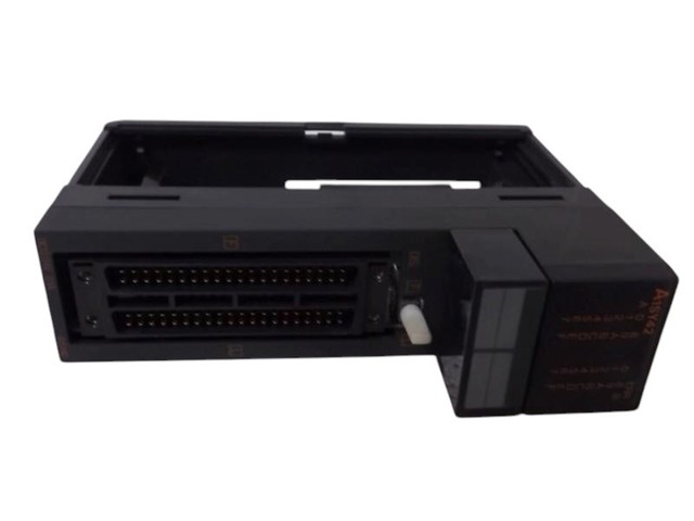 PLC A1SY42 OUTPUT MODULE 64 POINT (AS PICTURED) UNMP