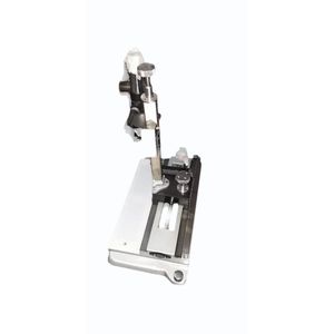 Instrumento Óptico Biológico Vernier de Precisión para Laboratorio, Base Horizontal de Hierro Fundido, Precisión de 0.01 mm, Escala de 200 mm - Product Image 4