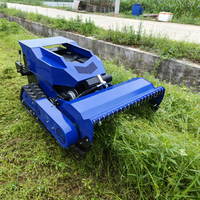 Tondeuse à gazon télécommandée adaptée à l'entretien des pelouses, à la remise en état des terres agricoles et à l'élimination des obstacles.