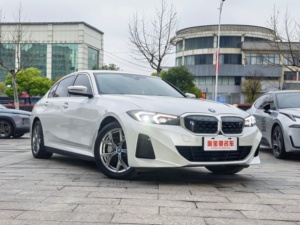<span class=keywords><strong>BMW</strong></span> <span class=keywords><strong>i3</strong></span> 2024 EDrive 35 <span class=keywords><strong>L</strong></span>, voiture électrique de taille moyenne, nouvelle berline quatre portes cinq places - Product Image 3