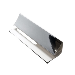 <span class=keywords><strong>Profil</strong></span>és <span class=keywords><strong>d</strong></span>'<span class=keywords><strong>angle</strong></span> en <span class=keywords><strong>PVC</strong></span> blancs écologiques pour panneaux muraux et de plafond modernes avec garantie de 5 ans - Product Image 5