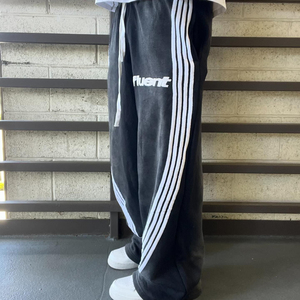 Pantalon de survêtement streetwear personnalisé pour homme, en coton épais, délavé à l'acide, coupe oversize, jambe large, style baggy, rayé - Product Image 4
