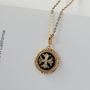 Collana con ciondolo in oro 14K da donna Vintage sfaccettato onice nero rotondo ciondolo con chiusura universale per aragosta - Product Image 1