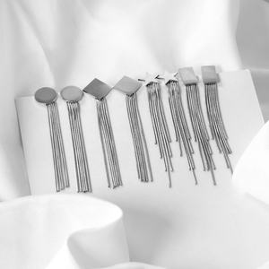 ต่างหูแฟชั่นขายส่ง สแตนเลสชุบทอง 18K ดีไซน์เรโทรทรงเรขาคณิต พู่ห้อยยาว สำหรับผู้หญิง - Product Image 4