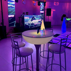 Tabourets <span class=keywords><strong>de</strong></span> <span class=keywords><strong>bar</strong></span> multicolores Big Lots / <span class=keywords><strong>Tabouret</strong></span> <span class=keywords><strong>de</strong></span> <span class=keywords><strong>bar</strong></span> à LED doré - Product Image 1