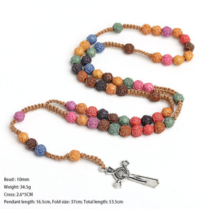 Collier Chapelet Catholique en Résine Multicolore pour la Vente en Gros avec Croix Crucifix Jésus-Christ - Product Image 5